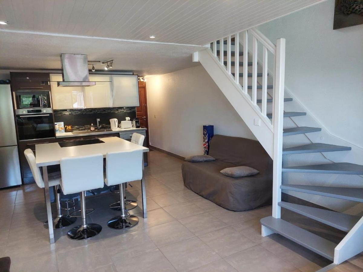 Charmant Duplex à Marigot Galisbay Extérieur photo